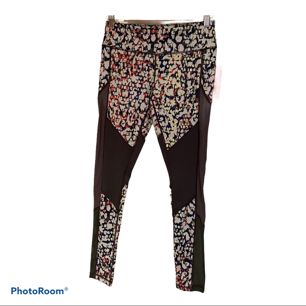 ZELLA NEW LEGGINGS PANTS BLUE GLACIER CHAMELEON ACTIVE NWT Size S